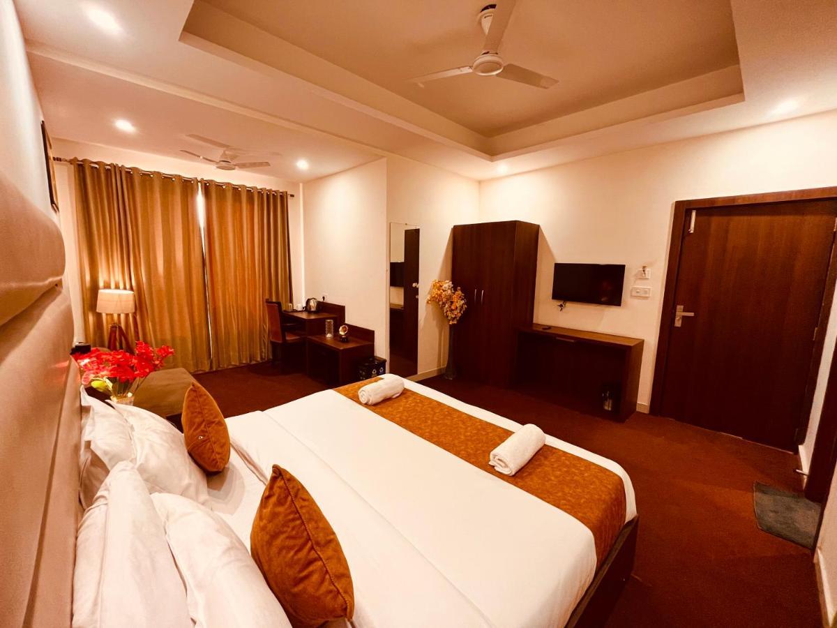 Hotel Prayag Inn Haridwar Bagian luar foto