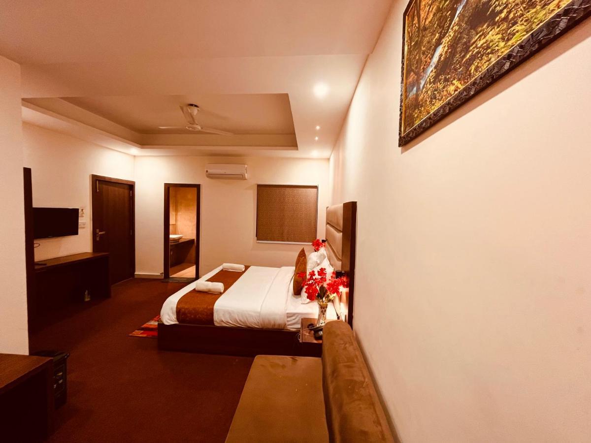 Hotel Prayag Inn Haridwar Bagian luar foto
